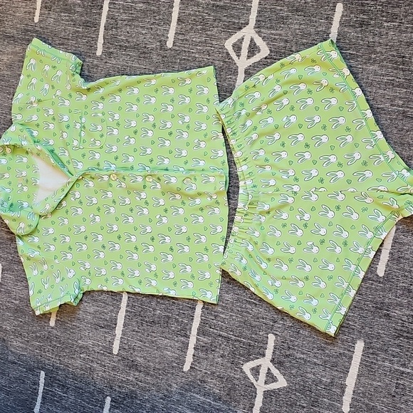 Roller Rabbit Other - Bunny Luck Polo Pajamas Roller Rabbit size M